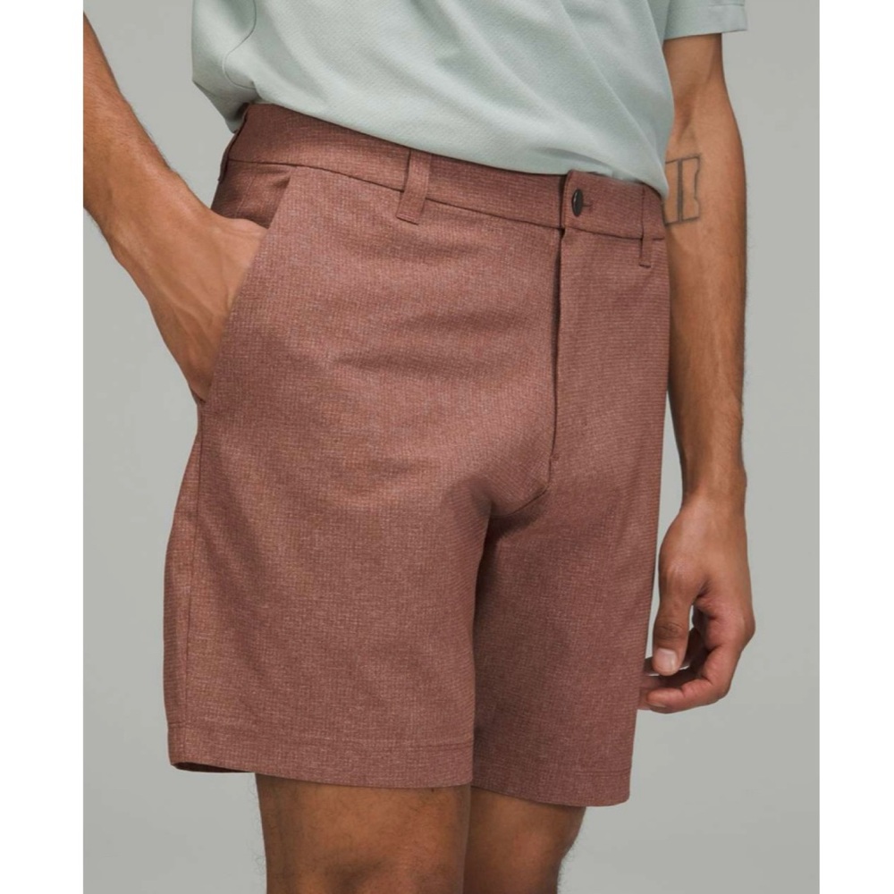 Lululemon Commission Classic-Fit Short 7" *Ventlight in
Heathered Smoky Topaz - Picture 3 of 15